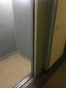 Чей старый лифт после его замены