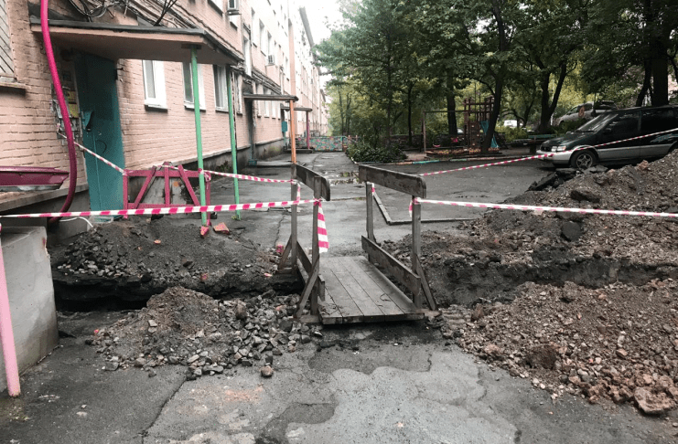 восстановительные работы после раскопок